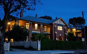 Old Parkes Convent